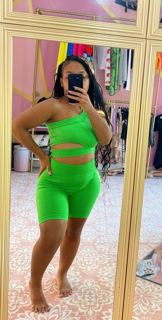 woman wearing green ribbed 2 piece set 